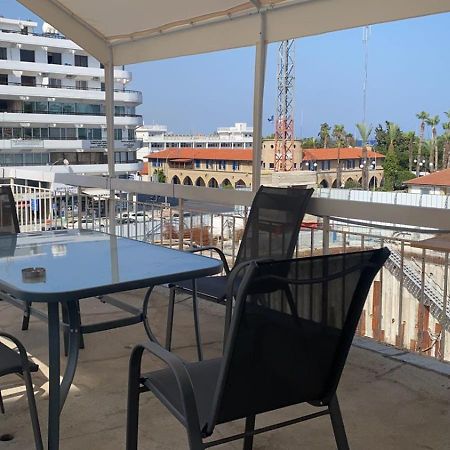 Unique City Hostel 100 Meters From Beach Lárnaka Eksteriør bilde